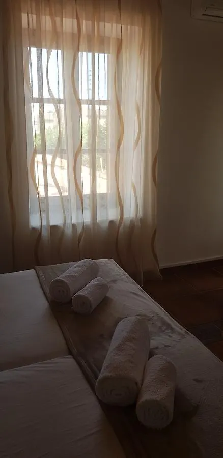 Couette-café Villa Thermopilon Larnaca Chypre